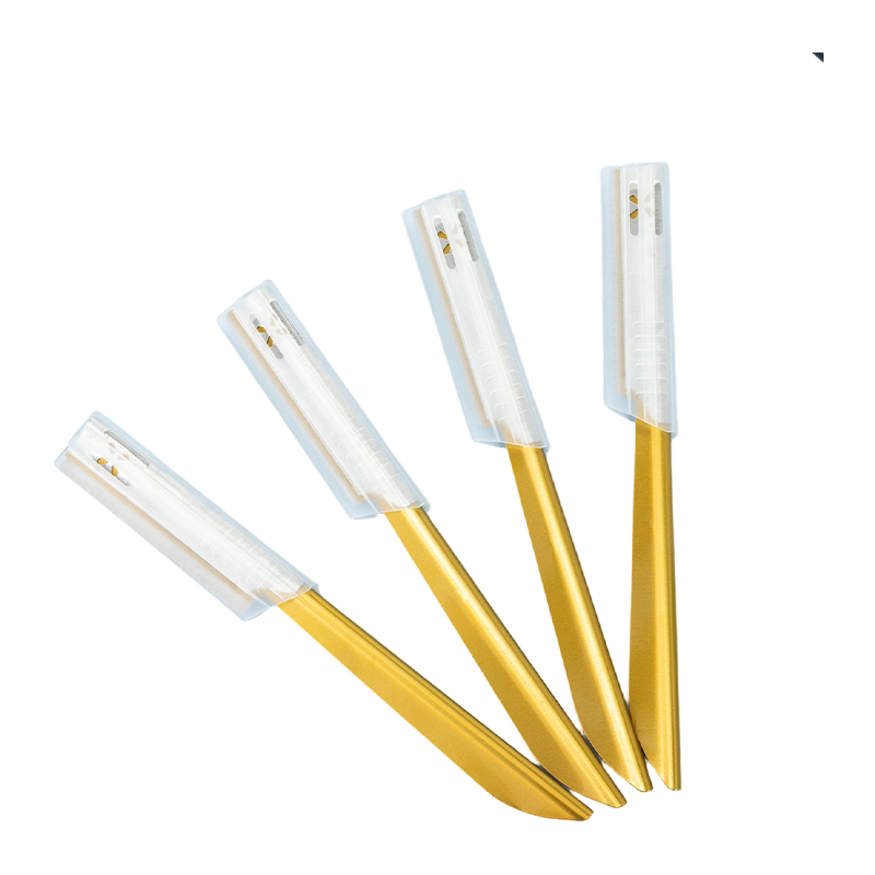 Kulmakarvojen ja kasvojen trimmeri, jossa on liukastumista estävä ote