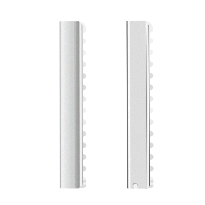 Ruostumattomasta teräksestä tehdyt yksireunaiset hiustenleikkuuterät